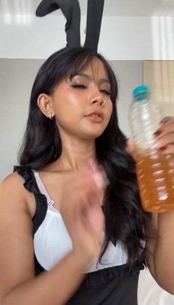 looking makes it hot_2