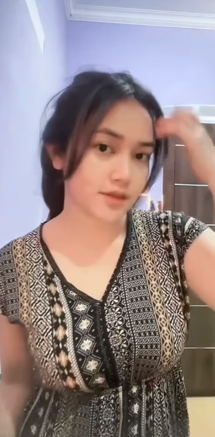 looking makes it hot_2