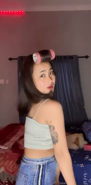 looking makes it hot_2