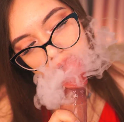 looking makes it hot_9