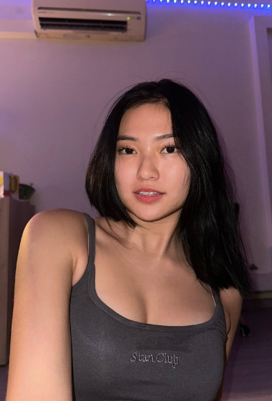 looking makes it hot_10