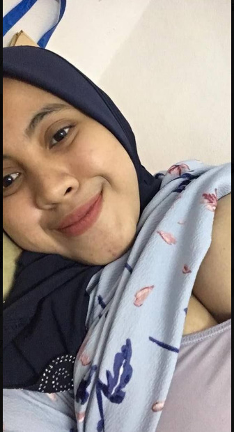 looking makes it hot_10