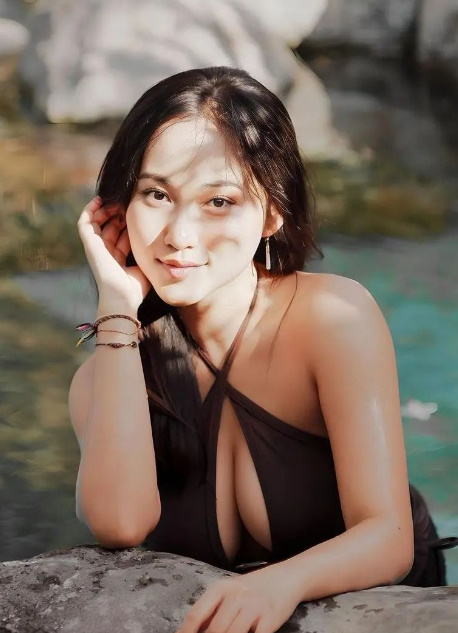 looking makes it hot_11