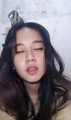 looking makes it hot_15