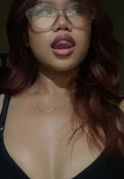 looking makes it hot_15