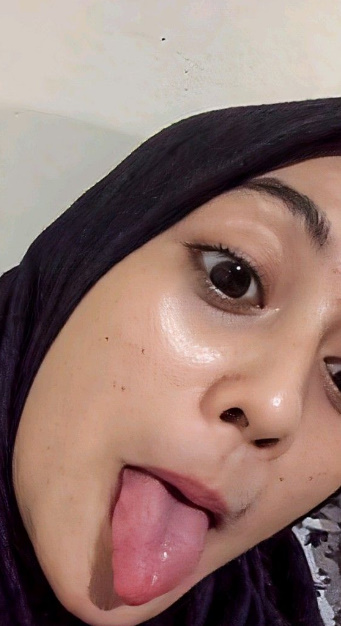 looking makes it hot_15