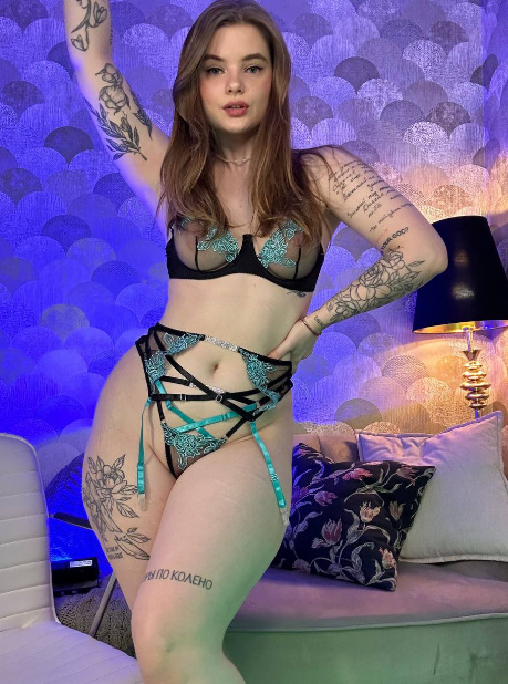 looking makes it hot_21