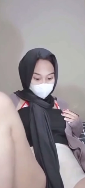 looking makes it hot_22