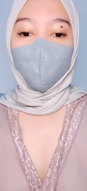 looking makes it hot_22