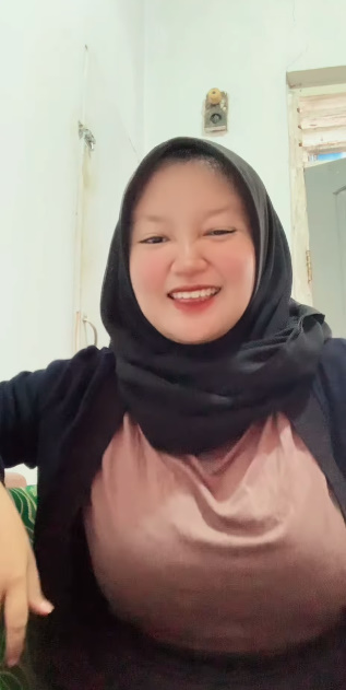 looking makes it hot_22