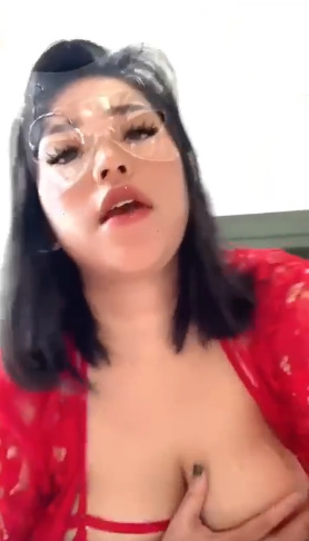 looking makes it hot_25