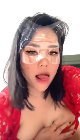 looking makes it hot_25