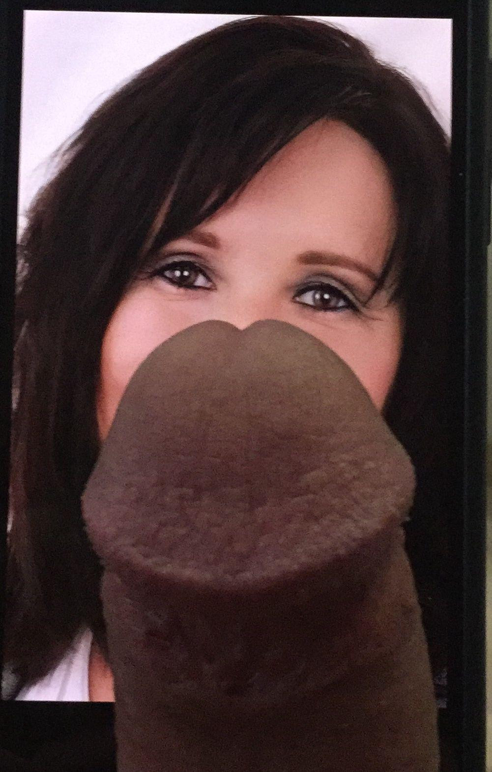 MILF Michaela the cumshot queen from her pinpandhost collect