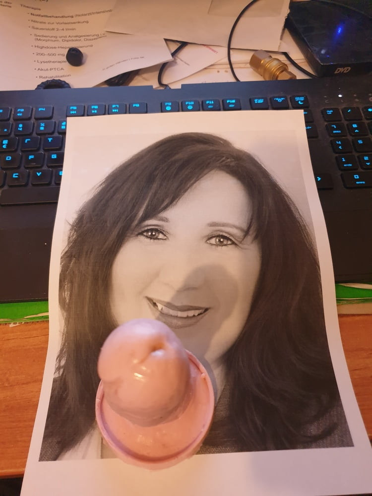 MILF Michaela the cumshot queen from her pinpandhost collect