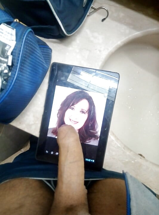 MILF Michaela the cumshot queen from her pinpandhost collect