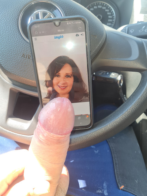 MILF Michaela the cumshot queen from her pinpandhost collect