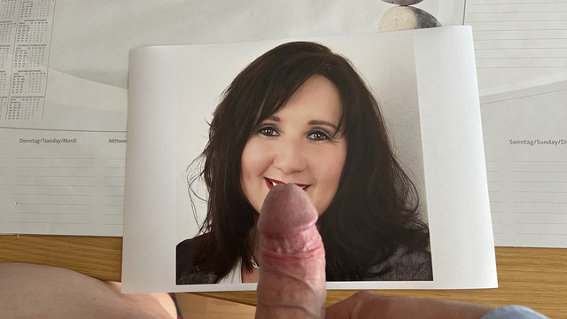 MILF Michaela the cumshot queen from her pinpandhost collect