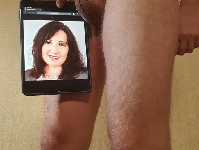 MILF Michaela the cumshot queen from her pinpandhost collect