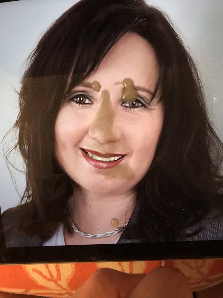 MILF Michaela the cumshot queen from her pinpandhost collect