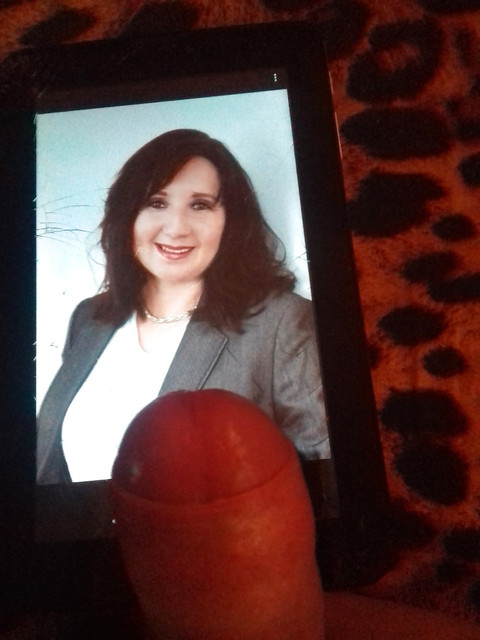 MILF Michaela the cumshot queen from her pinpandhost collect