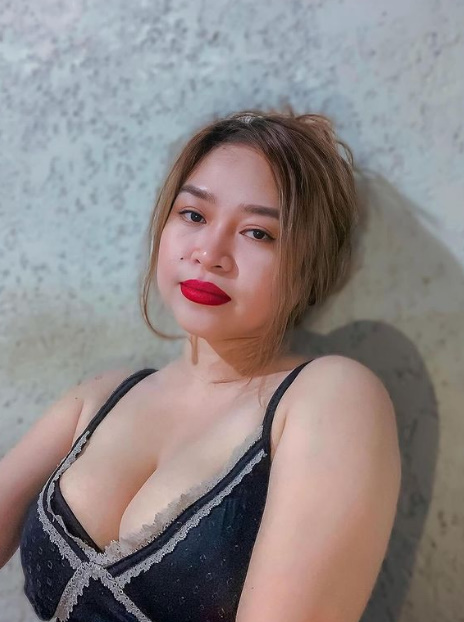 looking makes it hot_26