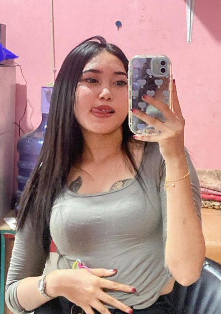 looking makes it hot_26