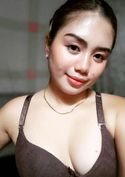 looking makes it hot_26