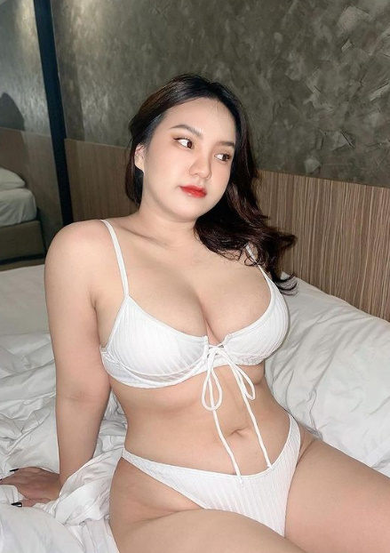 looking makes it hot_26