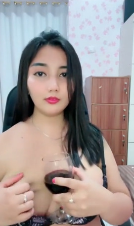 looking makes it hot_27