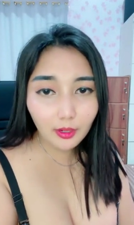 looking makes it hot_27