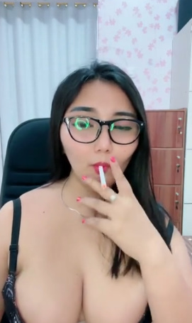 looking makes it hot_27