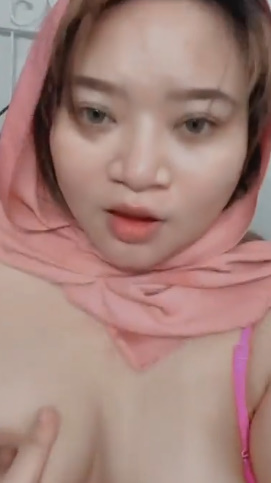 looking makes it hot_28