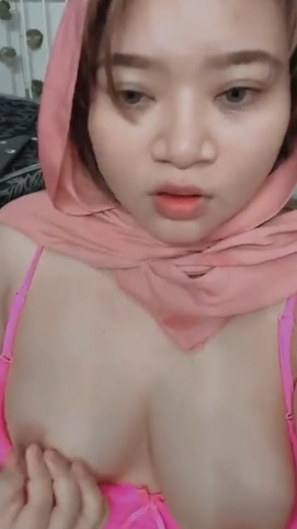 looking makes it hot_28