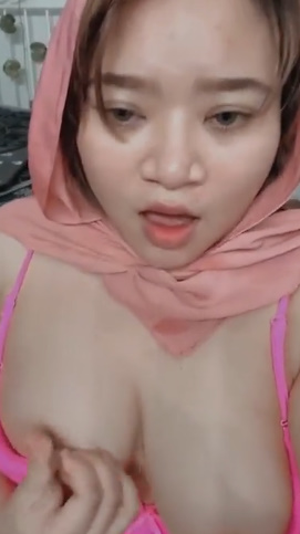 looking makes it hot_28