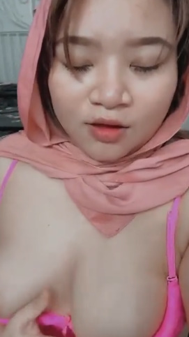 looking makes it hot_28