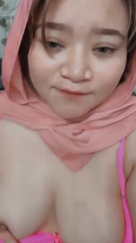 looking makes it hot_28