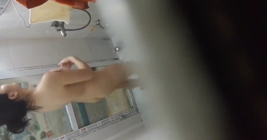 looking makes it hot_30