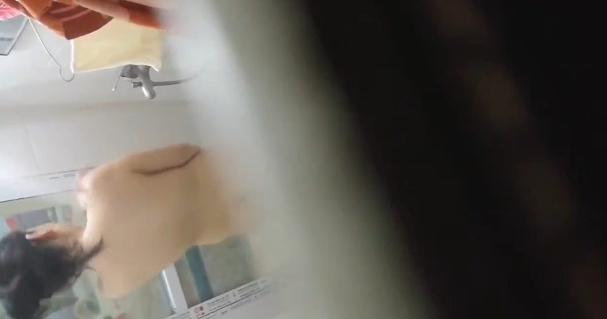 looking makes it hot_30