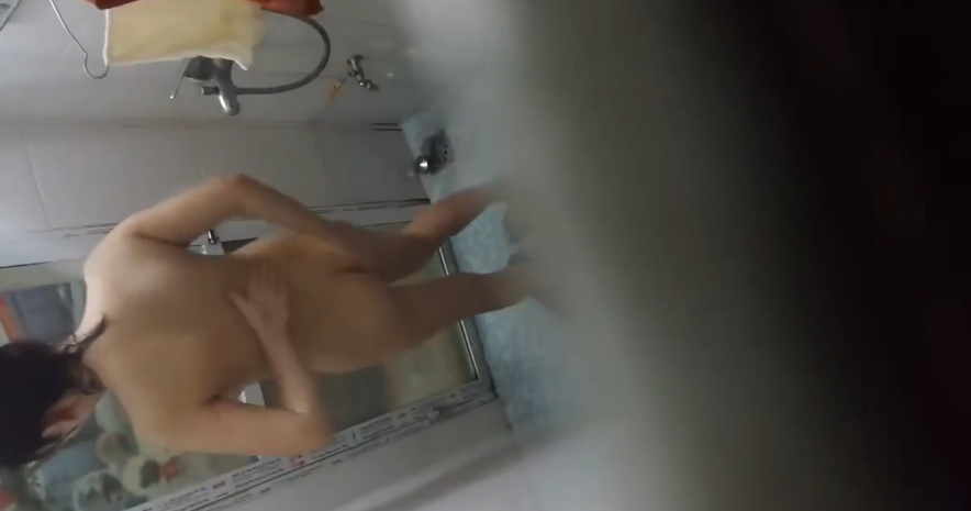 looking makes it hot_30