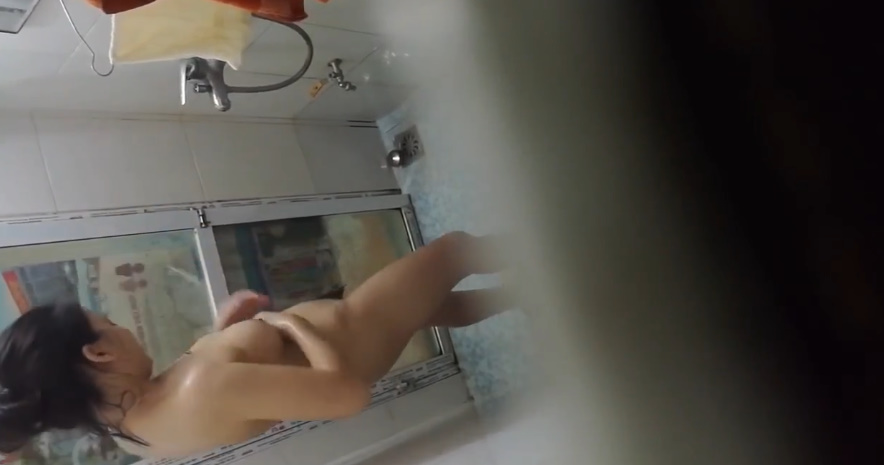 looking makes it hot_30