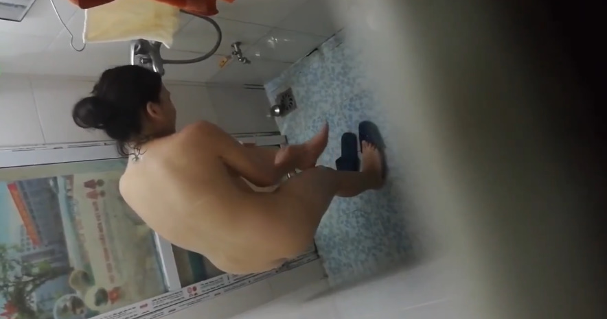 looking makes it hot_30