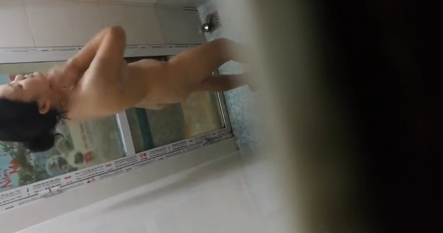 looking makes it hot_30