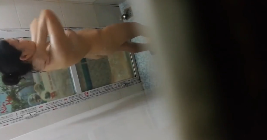 looking makes it hot_30