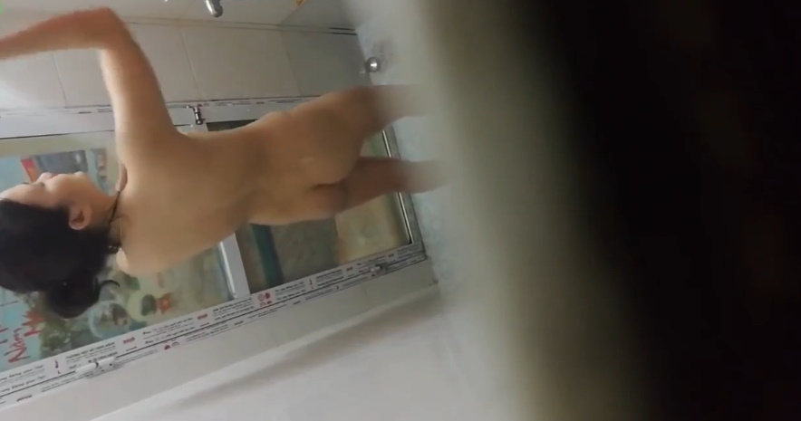 looking makes it hot_30