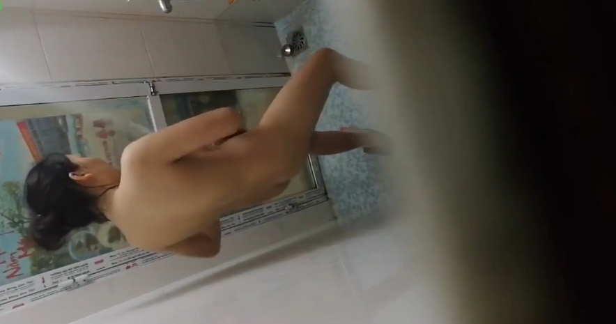 looking makes it hot_30