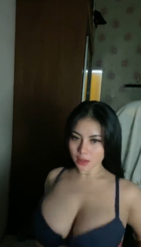 looking makes it hot_31