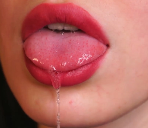 looking makes it hot_34