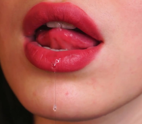 looking makes it hot_34