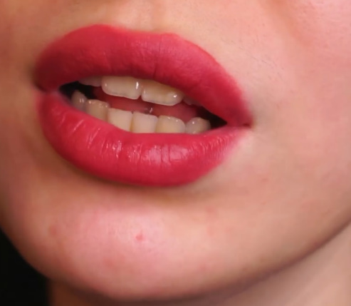 looking makes it hot_34