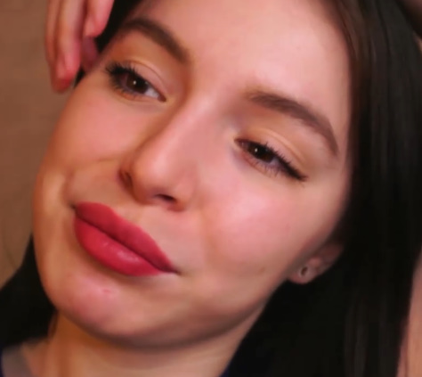 looking makes it hot_34